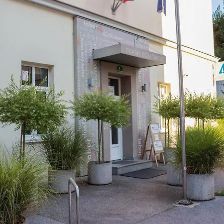 Hostel Tabor *