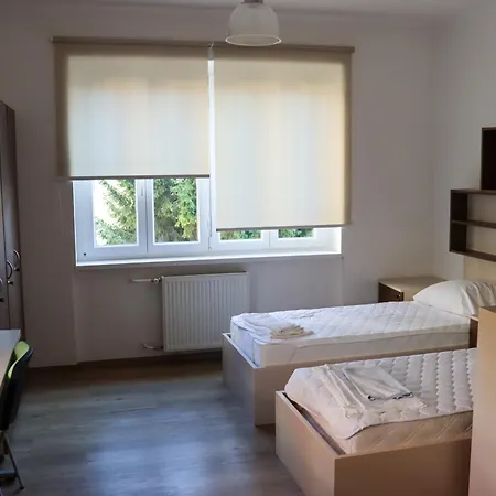 Tabor Hostel *